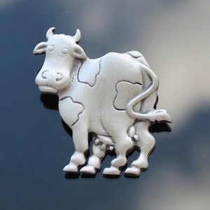 Vintage farmer gifts for her Cow brooch Pewter jj Jonette pin
