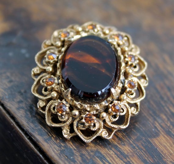 Vintage Florenza Brooch Gold Tone With Tiger Eye Art Glass Amber