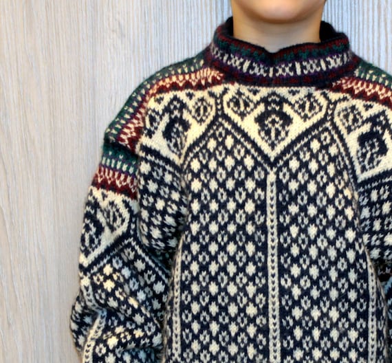 Vintage hand knit norwegian sweater for kids 8-10… - image 2