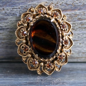 Vintage Florenza brooch gold tone with tiger eye art glass Amber rhinestone pin Edwardian jewelry