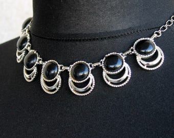 Vintage Sarah Coventry 1959 Bold and Beautiful necklace Black silver round link chain choker