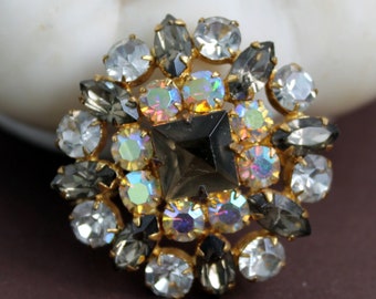 Vintage AB rhinestone round brooch gold tone White gray crystals aurora borealis pin Retro jewelry gift for grammy