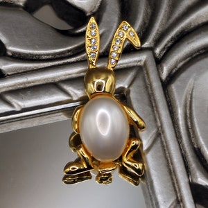 Vintage rhinestone pearl rabbit brooch gold tone Hare pin Cute  bunny brooch Animal jewelry gift for sister