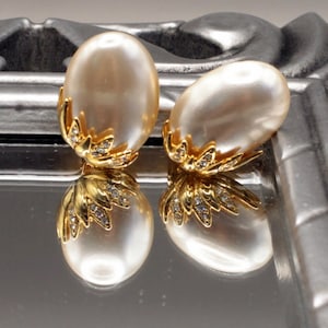 Vintage rhinestone pearl clip on earrings gold tone Egg earrings Easter jewelry gift for wife