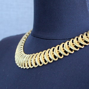 Vintage flat chain choker gold tone 18 inch Skeleton snake necklace Brutalist jewelry for women