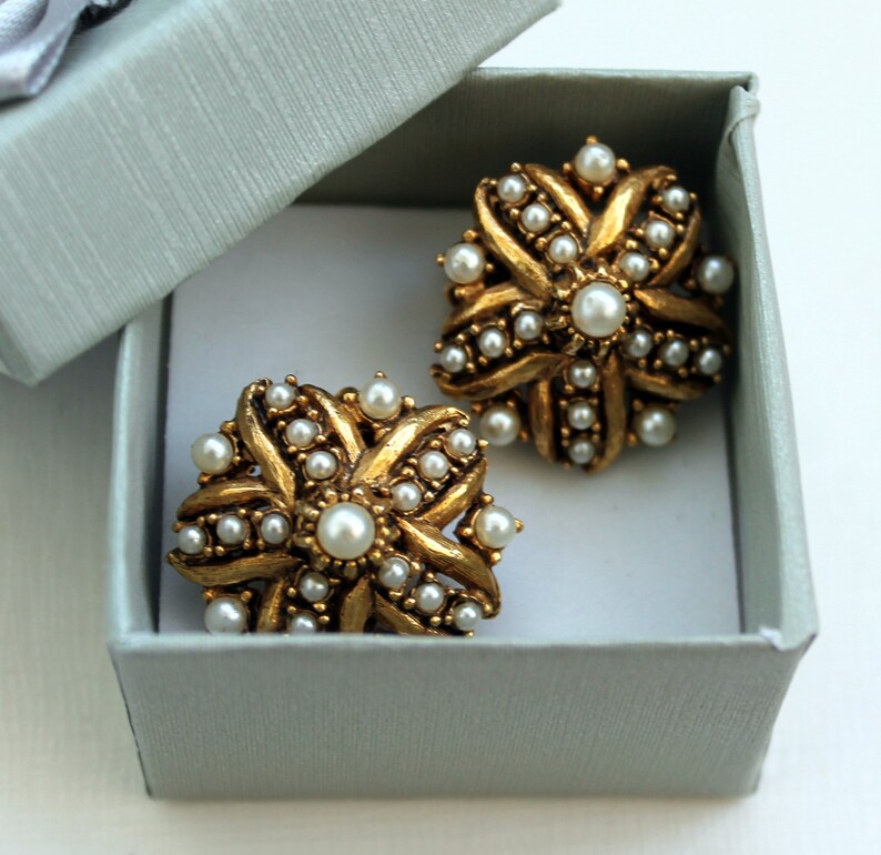 Vintage Florenza Clip on Earrings Gold Pearl Star Earrings Pearlcore