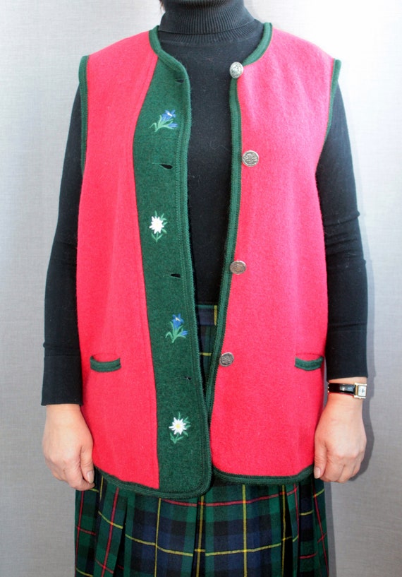 Vintage embroidered dirndl vest size XL Red green… - image 3