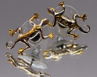 Vintage sterling silver lizard earrings Mini reptile stud earrings Jewelry gift for sister in law