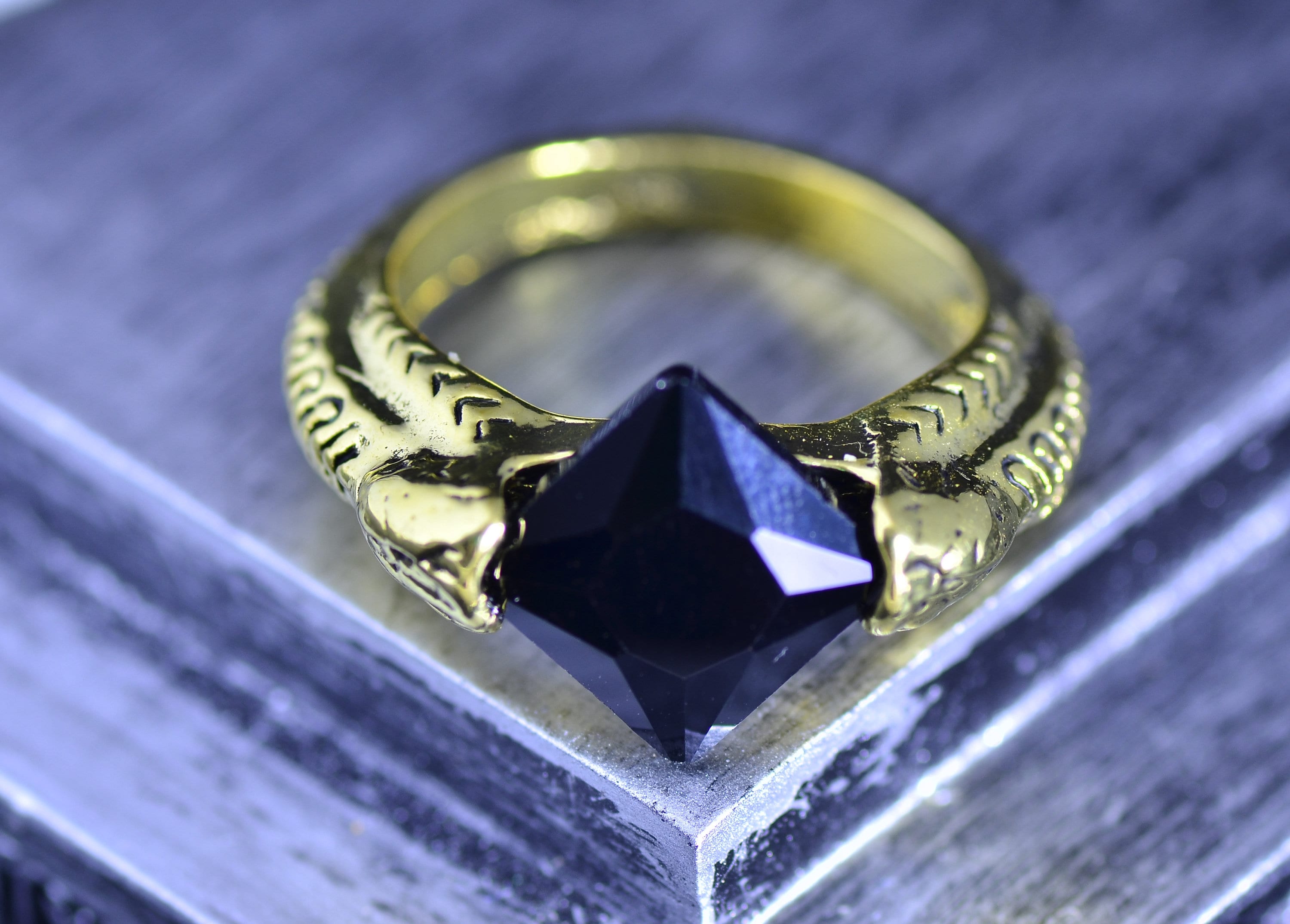 Harry potter noble collection marvolo ring tastygugl