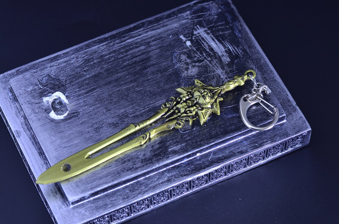 Blade of OlympusGod of War Keychain Sword Keychain weapon Etsy