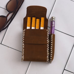 Portasigarette e copri accendino in vera pelle con incisione personalizzata - Accessorio per fumatori 10x8L.5Lx2,5A cm