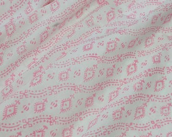 Pink Handblock bedruckter Baumwollstoff, traditioneller indischer handgefertigter Baumwollstoff, leichter Sommerkleid-Stoff, Nähstoff Schüttgut