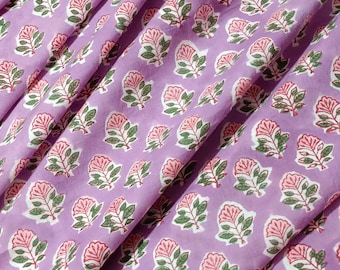 Lila Hand Block Print Stoff mit Blumen, Baumwollstoff mit rosa Blumen, indischer Jaipuri Block Print, Nähen Handwerk Kleid Material
