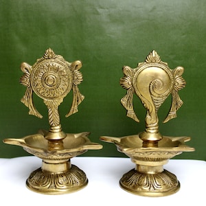 Brass Shankh Chakra Diya Lamp 6 inch * Home Temple Diya * Handmade Brass Vishnu Lamp * Brass Lamps For Mandir Puja * Ethnic Brass Diya