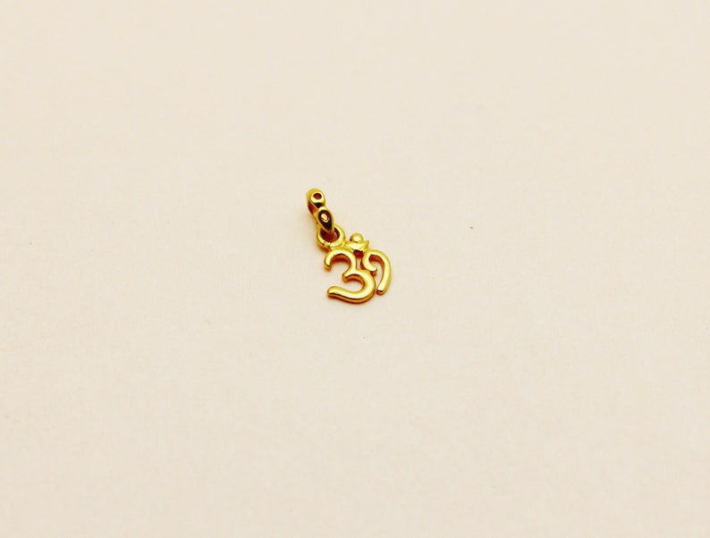 Gold Om Pendant 18k Solid Gold Om Pendant Om Pendant Gold Etsy