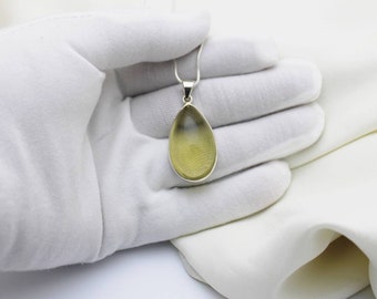 Nathis Simple and Delicate Necklace Tear-Drop Shaped Pendant of Lemon Topaz Gemstone Nathis Simple and Delicate Necklace Tear-Drop Shaped Pendant of Lemon Topaz Gemstone