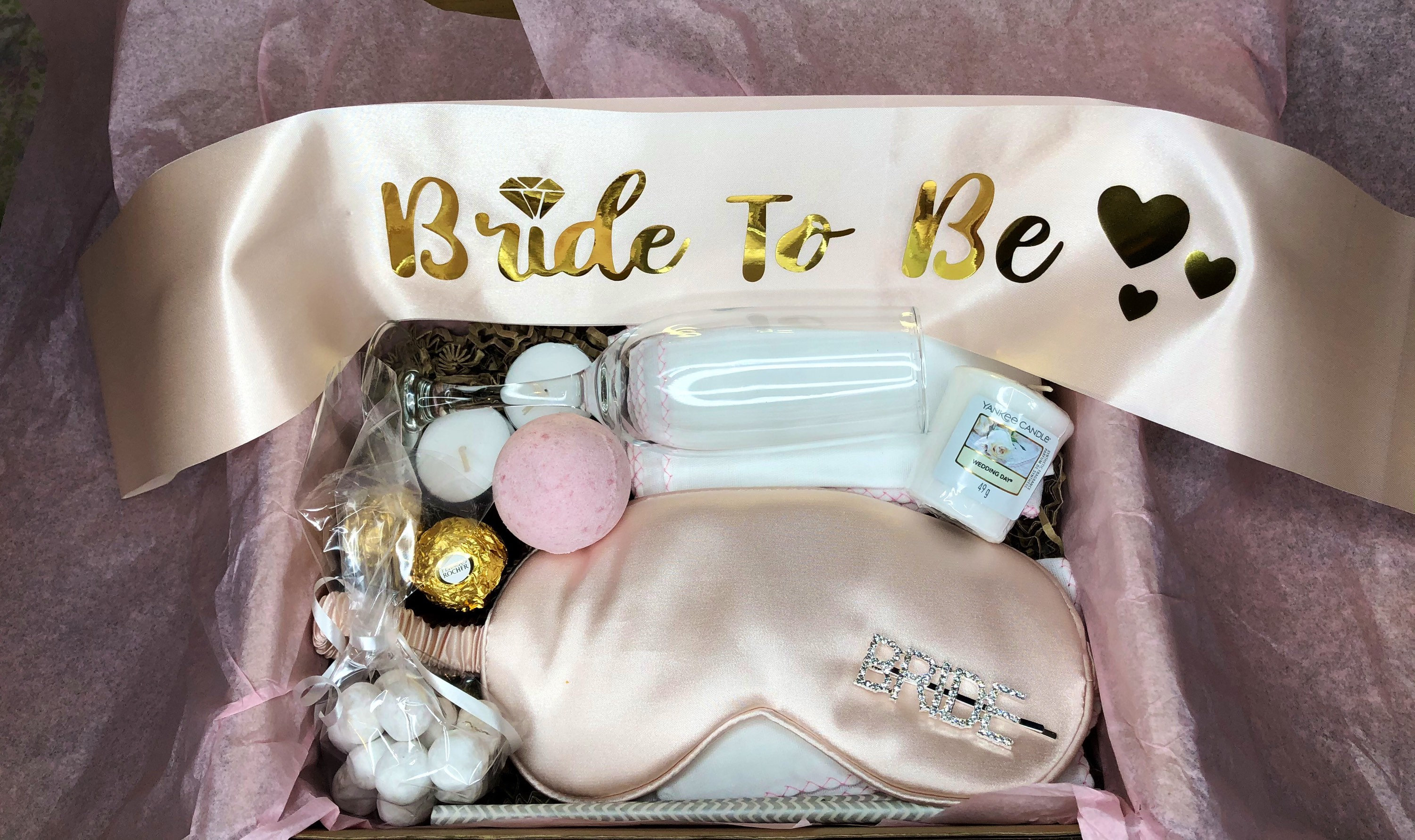BRIDE TO BE pamper hamper gift box wedding gift care Etsy