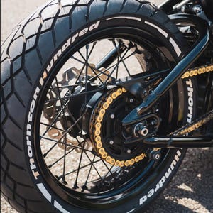 Rotulación de neumáticos para motocicleta THORNTON HUNDRED. Juego de calcomanías permanentes para neumáticos. Envío rápido.
