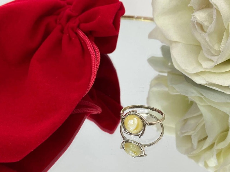 Baltic Amber Sterling Silver Round Ring Baltic Amber Sterling Silver Round Ring