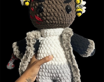 El llamador del espejo - Peluche de terror suave - Personaje de leyenda urbana hecho a mano