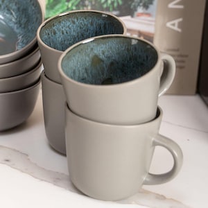 Zestaw 4 kubków ceramicznych z szaro-niebieskim reaktywnym szkliwem – Scandi Home Stockholm