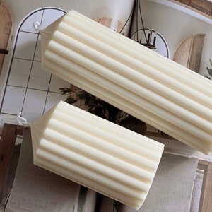 Ribbed Peak Pillar Cylindrical Candle