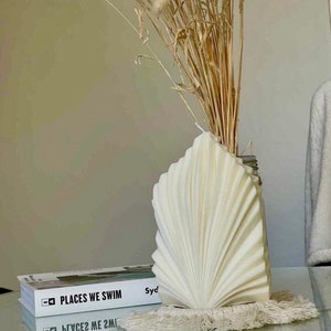 Fan Palm Spear Candle