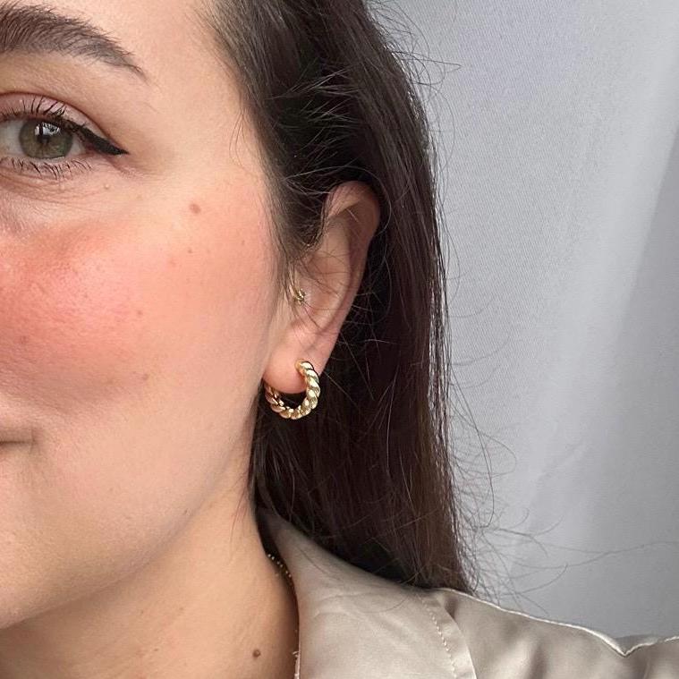 thumbnail image 2 of Gold 18k Open Hoop • Earrings Hypoallergenic Titanium • Fill 18k Gold Plated Simple • Dainty Minimalist - UK 2 of 10