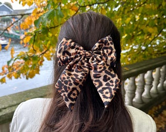 Hand Made Leopard Print Bow Pillbox Hat - Brown & Black Pillbox Hat Leo Pattern, Bow, Retro Leopard Hat, Jackie  main image 4