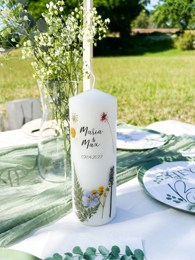 White wedding candle with dried flowers, personalized candle made of real flowers, memorial candle, candle with name & date, birth candle image 1