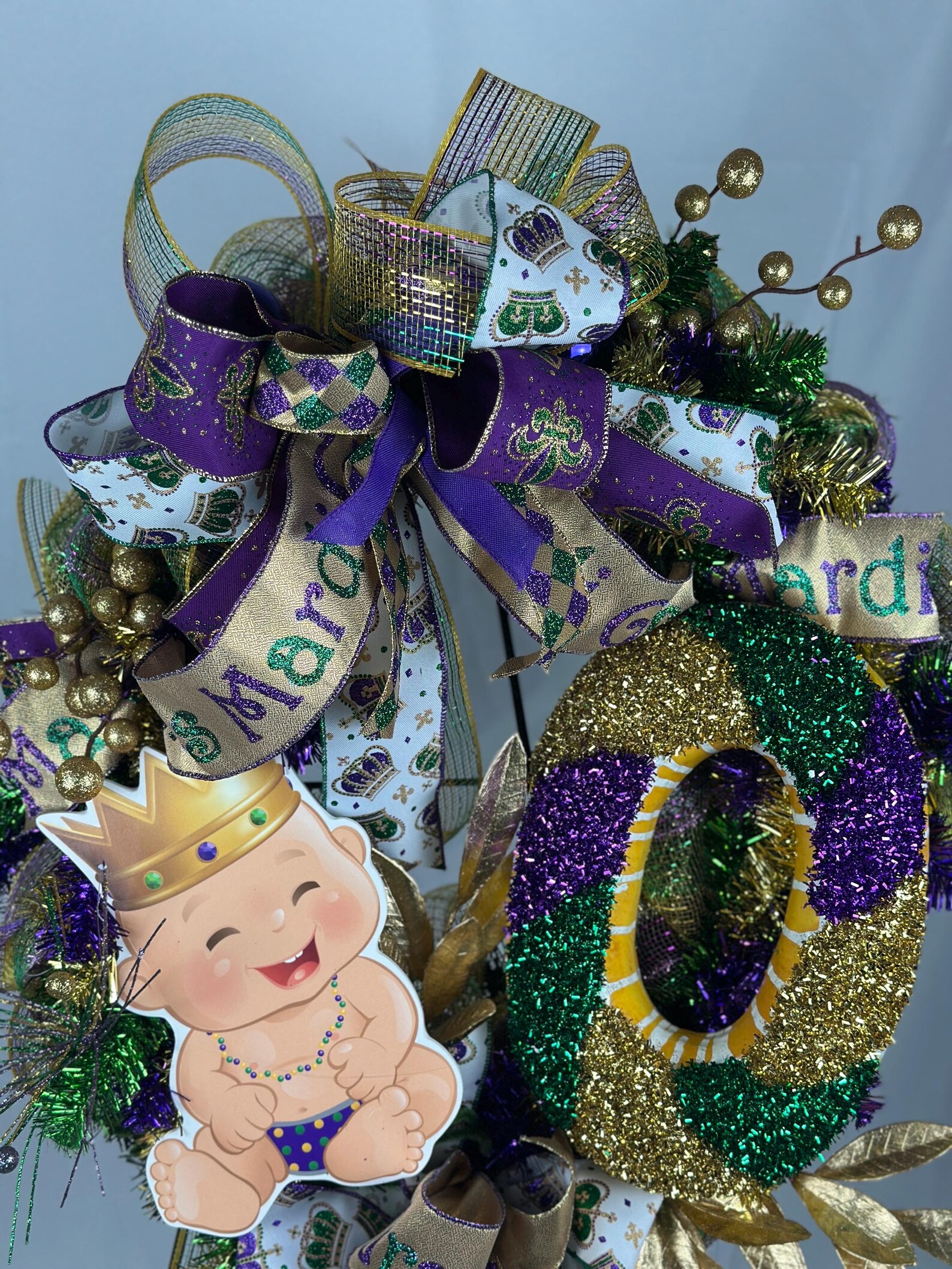 Mardi Gras Puppy & King Cake Embroidered Noah Bubble main image 1