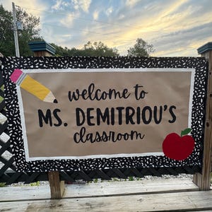 Hand-Painted Teacher Welcome Banner: Personalized Classroom Decor