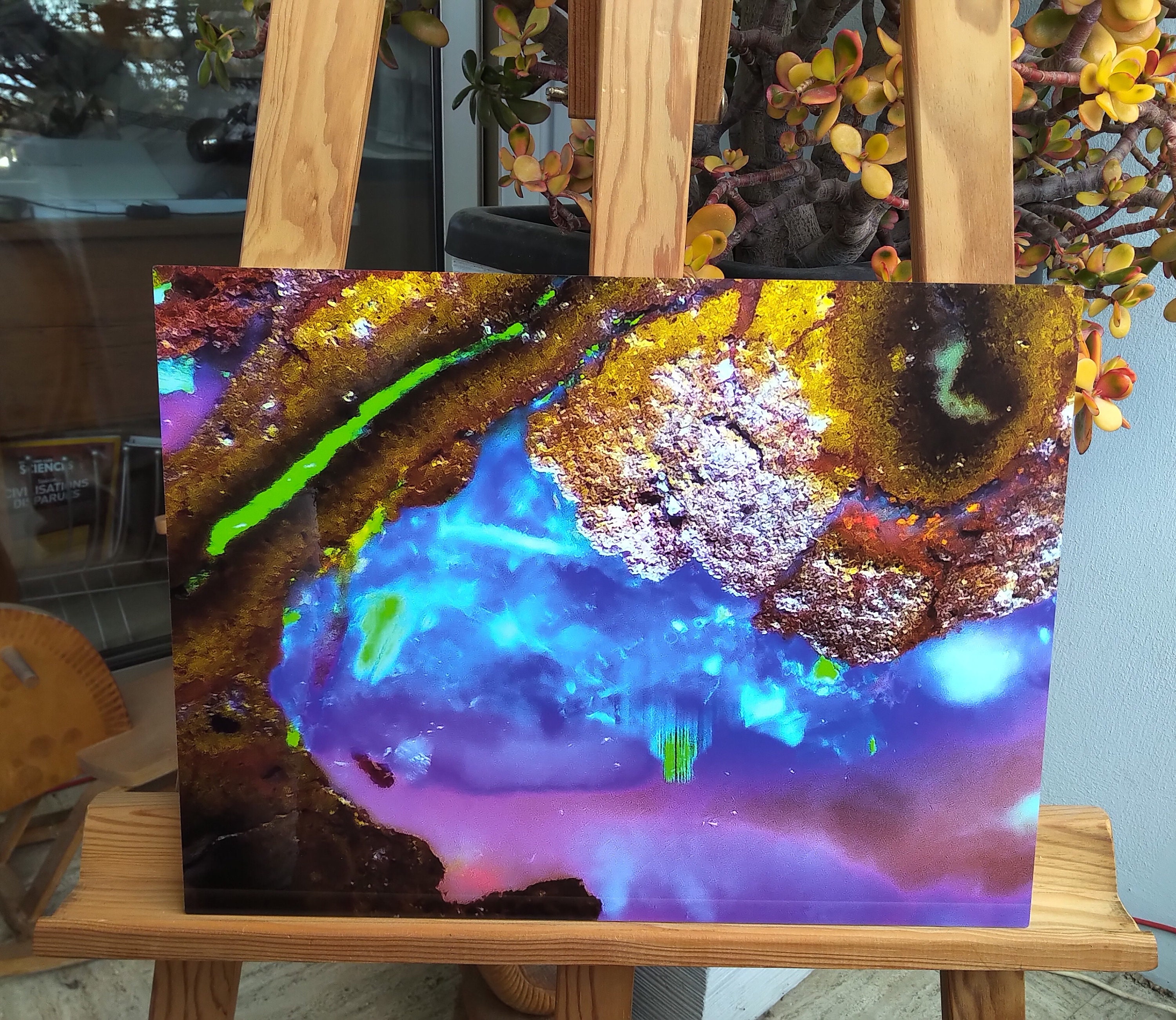 Foudre ~ Opale Boulder Matrix ; Photomicrographie sur Aluminium