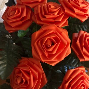 12 Orange Long Stem Roses with Vase