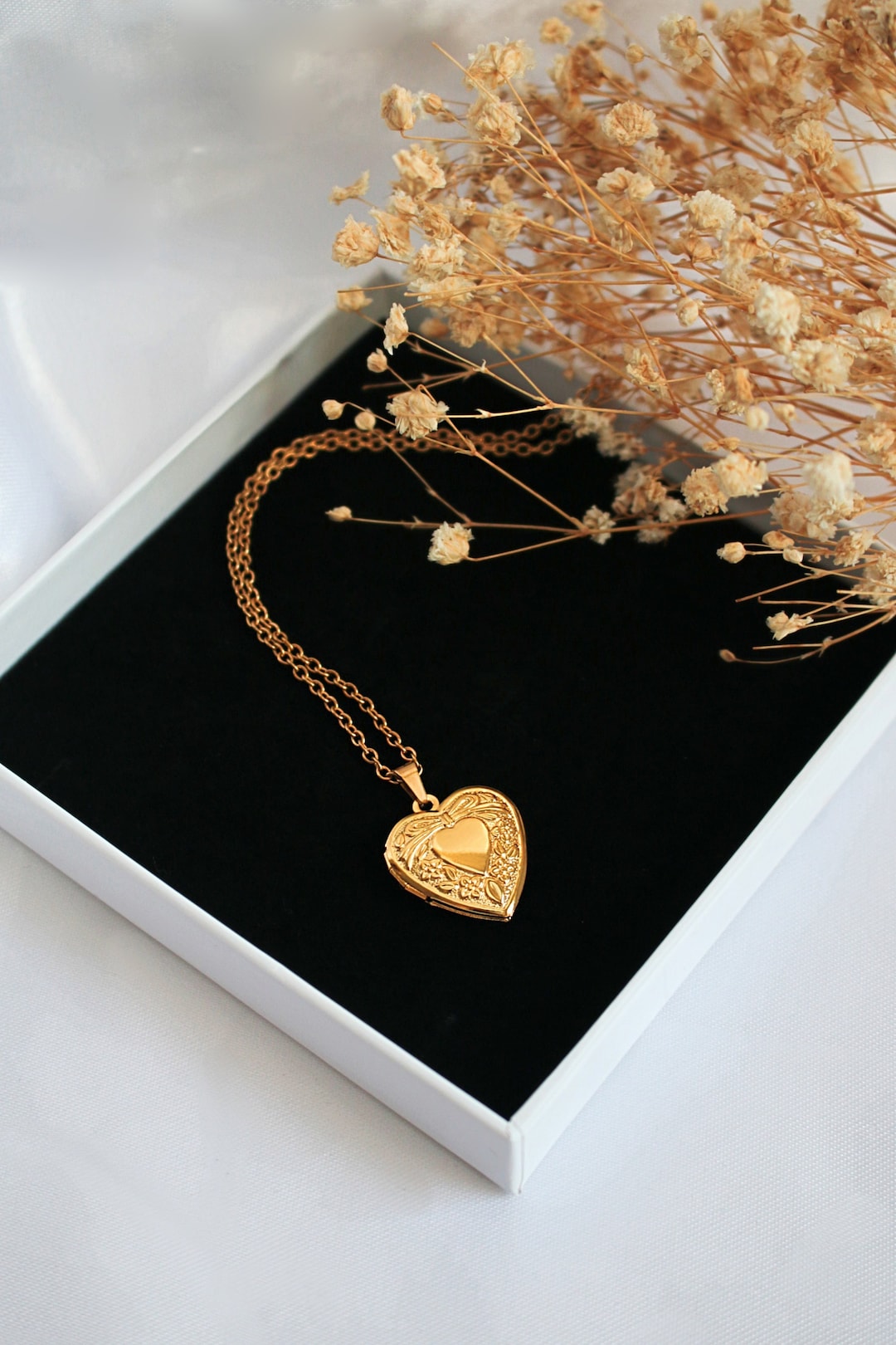 ◆VINTAGE HOLLYWOOD◆ Color Heart Necklace VH2279NE014B □VINTAGE HOLLYWOOD□ Color Heart Necklace VH2279NE014B