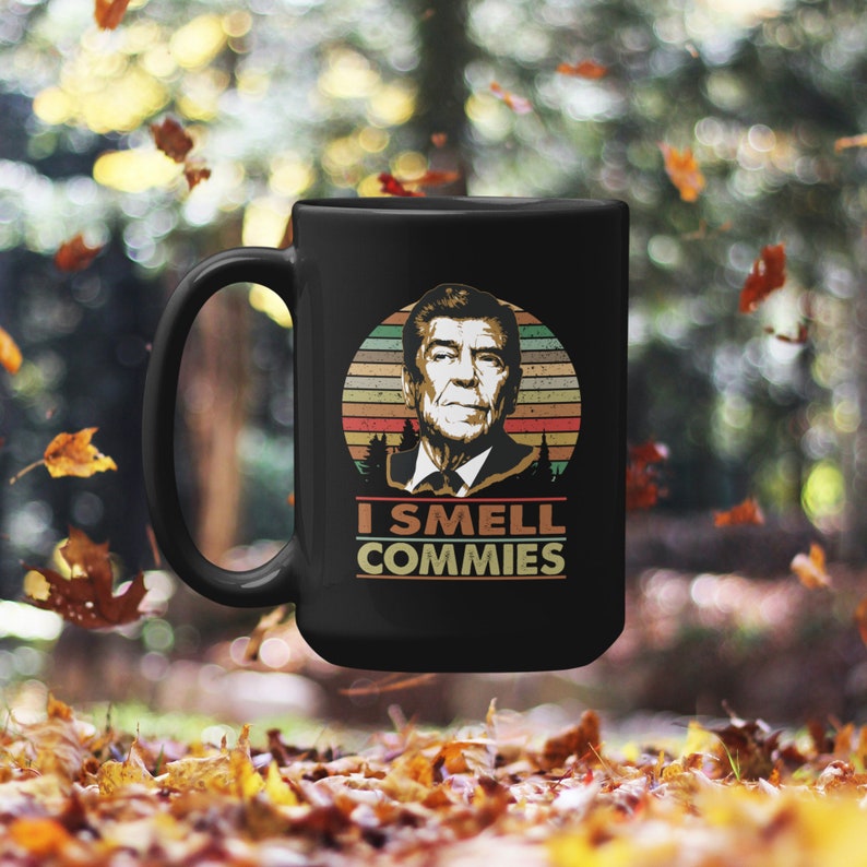 Jag luktar kommunister Ronald Reagan 450 ml stor svart kaffemugg bild 4