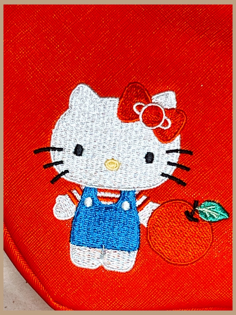 Hello Kitty Apple Die Cut Wristlet Bag/Pouch image 3