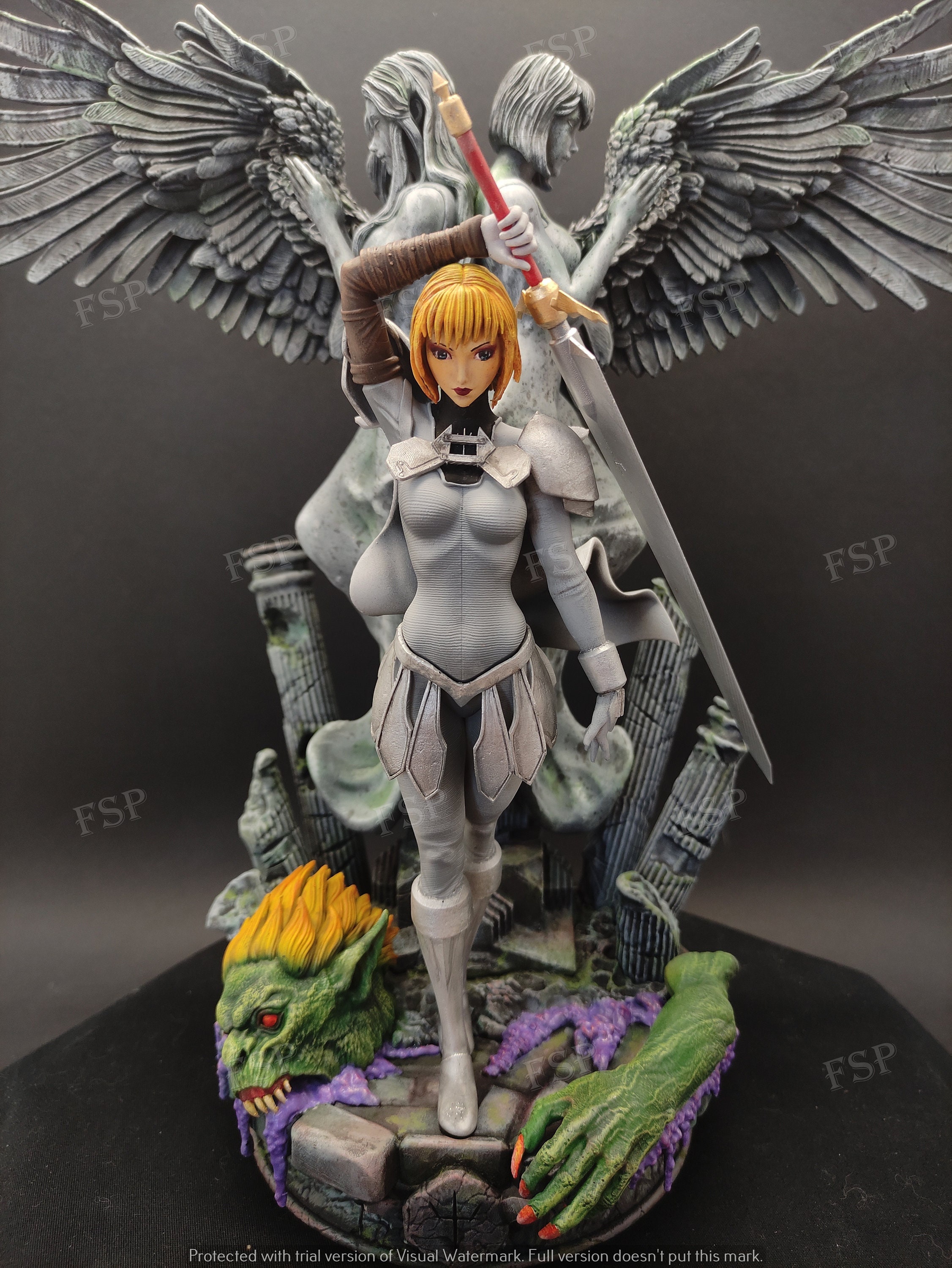 Claymore Escola de animes
