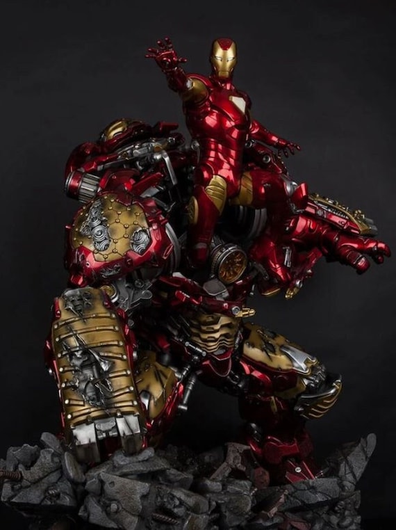 Iron man cheap hulkbuster statue