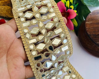 Borde de encaje dorado bordado Zari de 7,6 cm de ancho con efecto espejo, por yarda, para saris, manualidades y decoración del hogar