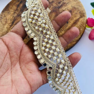 1ヤードミラーパール装飾ペールゴールドトリム、インド刺繍パールザルドジスカラップボーダーサリートリム、幅4CM