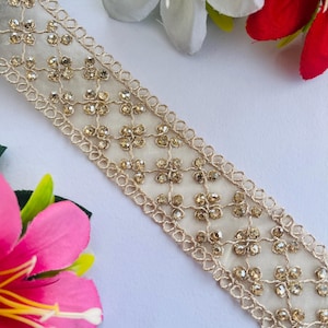 1ヤード ジルコン装飾ゴールドトリム、インドの花のザリ刺繍入りザルドジサリーボーダーレース、幅3cm