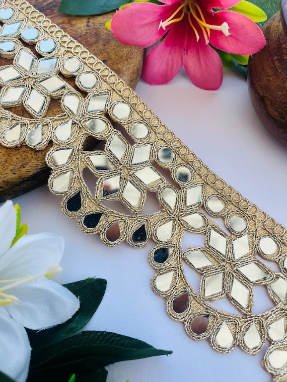 Handcrafted Gold Zari Mirror Work Trim: Scalloped Lace Border, 1 Yard