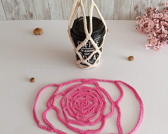Rose Crochet Bottle Holder Pattern, Flower Cup Carrier Tutorial with Video, Boho Water Bottle Sling PDF, Romantic Iced Coffee Sleeve Bag
