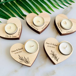 Cadeaux de mariage bougie coeur personnalisés : bois gravé, décoration rustique