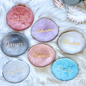 Personalized Resin Coasters with Names. Initial Resin Agate Coasters, Bridesmaids gifts, Wedding favors, Place settings, Thank you gifts