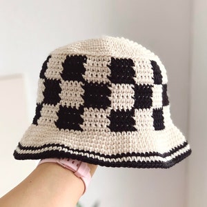Crochet Checkered Bucket Hat, Customizable in different colors image 1