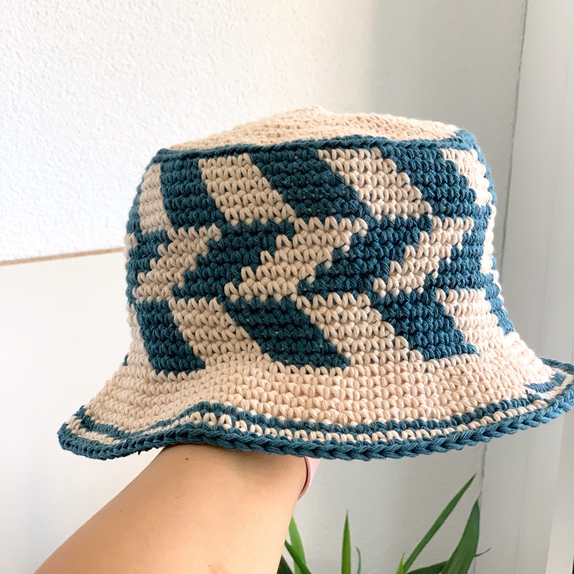 Crochet Checkered Bucket Hat Customizable in different colors Etsy