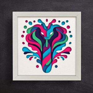 Könnte beinhalten: Ein farbenfroher Papierschnitt eines Kobras mit erhobener Haube, umgeben von blauen, grünen, rosa und violetten Wassertropfen. Der Kobra besteht aus geschichtetem Papier, wodurch ein 3D-Effekt entsteht.