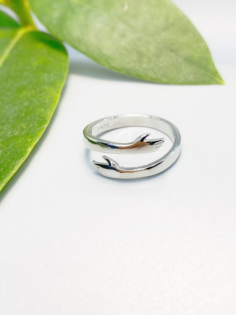 Silver Love Hugging Hand Stackable Ring,woman Ring,Cute Design Ring,Open Adjustable Ring,Lover Ring,Gift